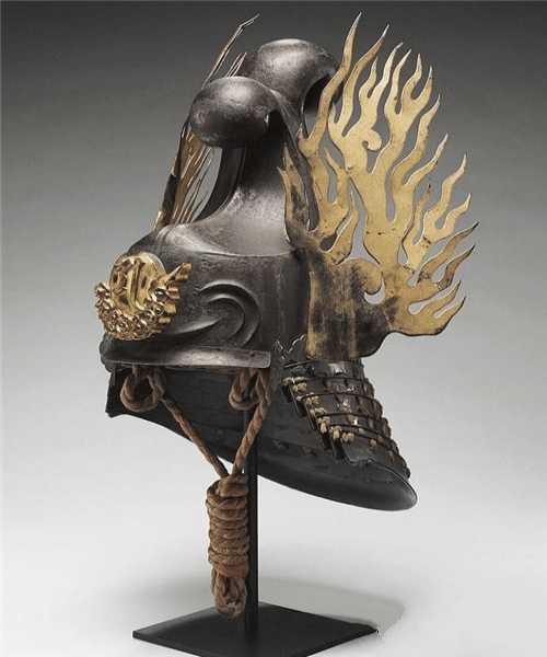 古代將軍頭盔為何都有槍尖，它有什么用？古人的智慧確實厲害