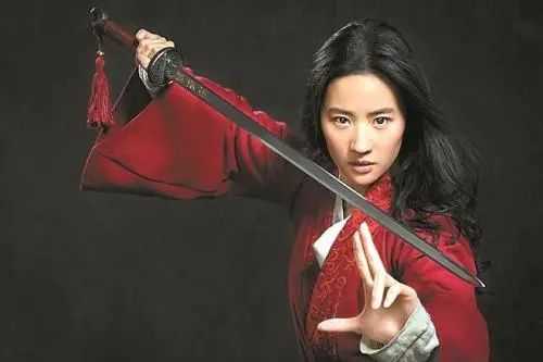 花木蘭從軍十二年，為什么沒有人發現她是“女兒身”呢？