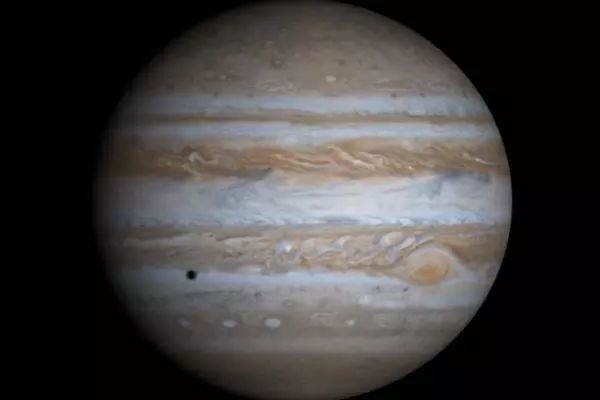 天文奇景6月10日上演木星沖日，一副雙筒望遠鏡可看到伽利略衛星