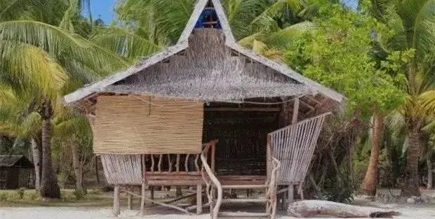 盤點全球10大奇葩葬禮，死后撥皮！
